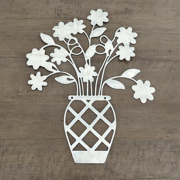 METAL WALL ART - Picture 3 of 7